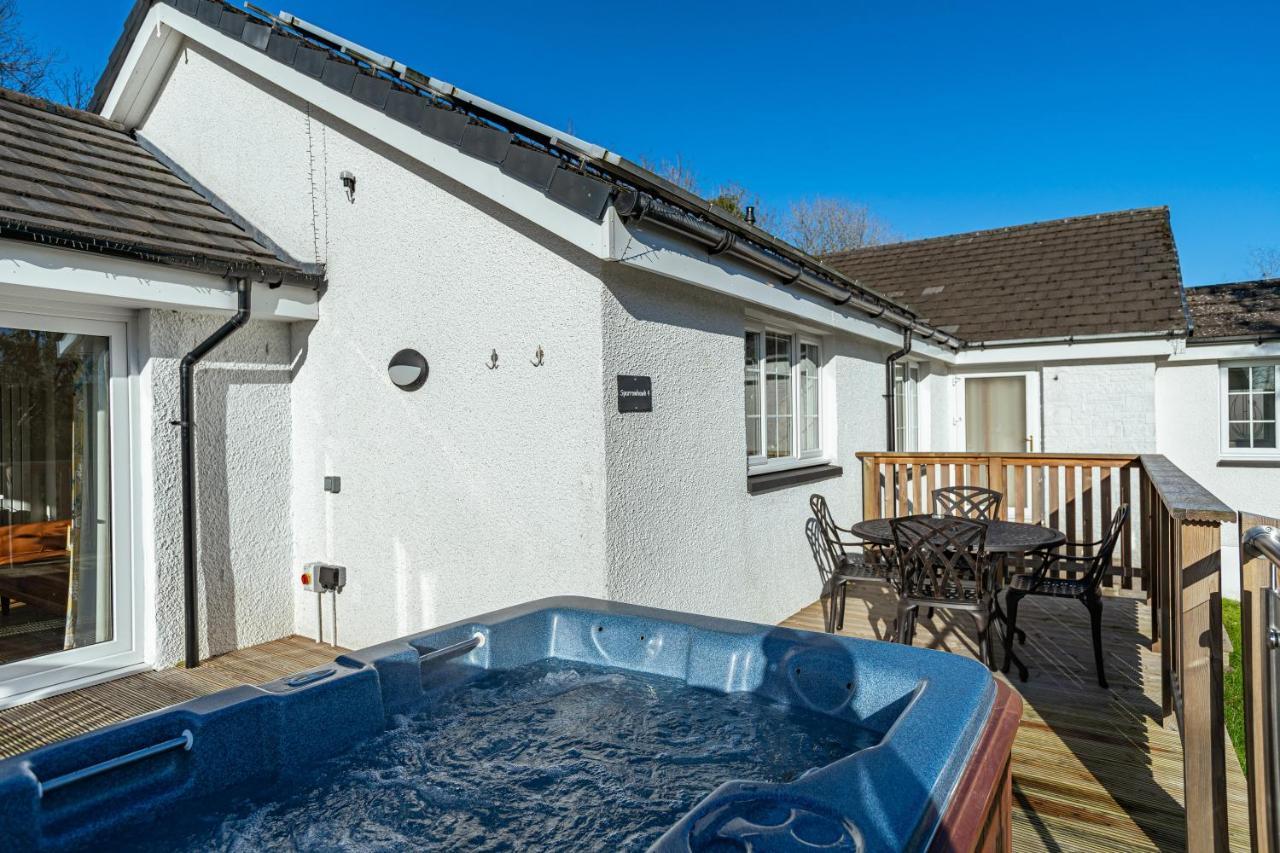 Sparrowhawk Cottage With Hot Tub Newton Stewart Eksteriør billede